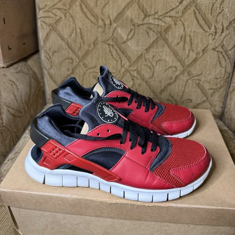 Nike Huarache Free Run 2012 Red Black 510801-661 Men's Size 9 Running Shoes